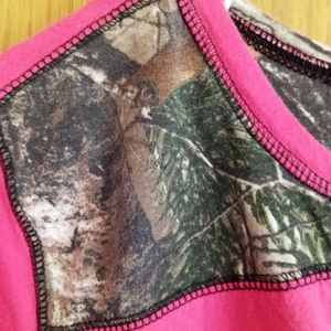 Womens realtree top
